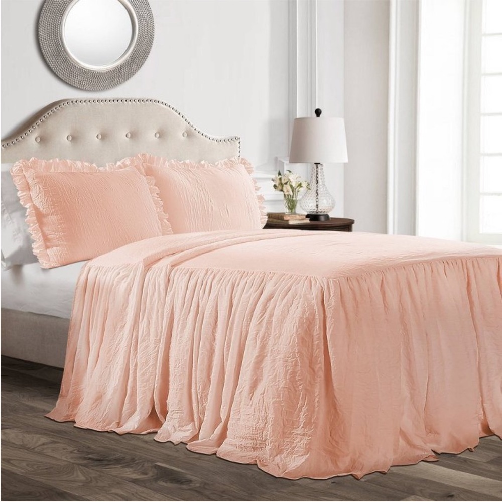 LUSH DECOR NWT 3pc ruffle skirt bedspread set -blush -full